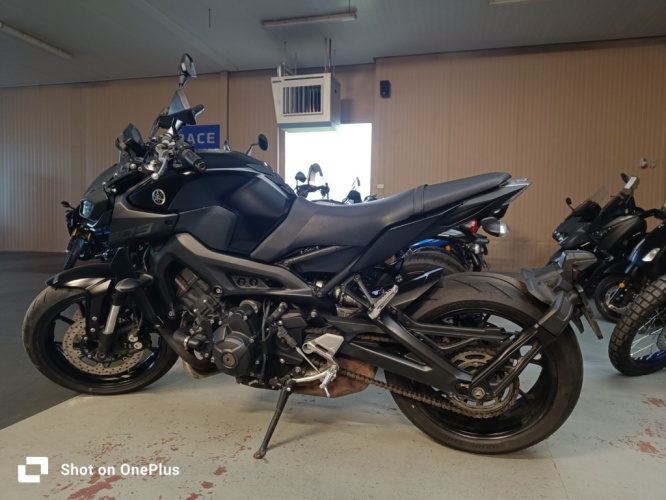 yamaha_mt_09a_2